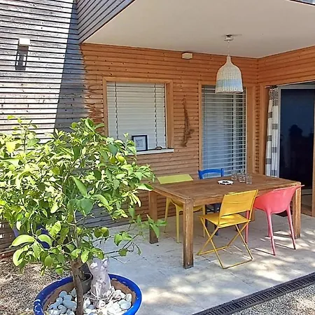 Chalet Du Rastel, Jacuzzi Et Terrasses * Nîmes